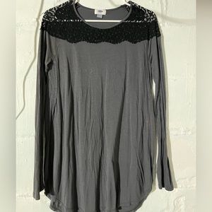 Old navy; size medium; grey and black